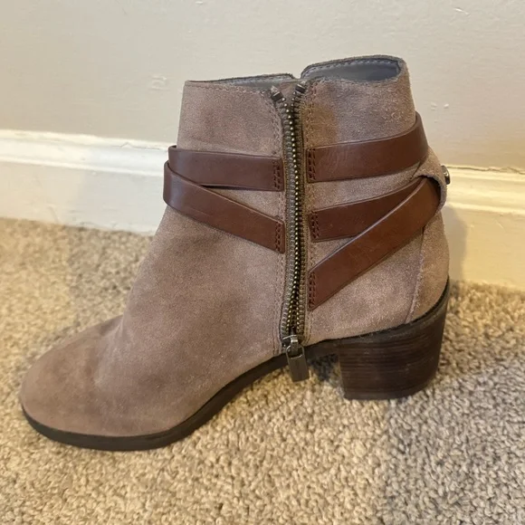 Michael Kors Fawn Ren Boots Size 8.5 M - Picture 9 of 10